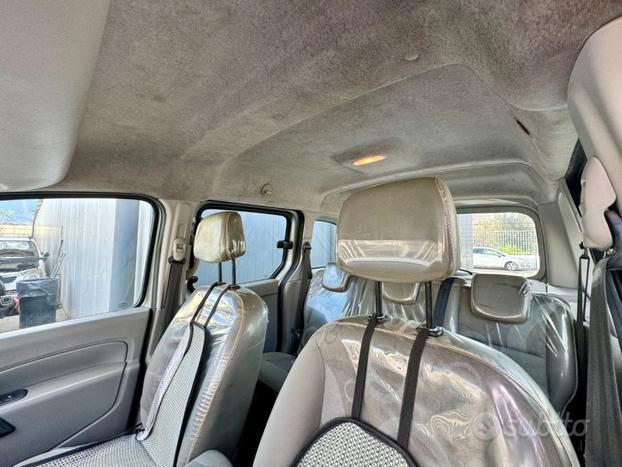 RENAULT Kangoo 1.5 dCi 90CV F.AP. 5 porte Tom To