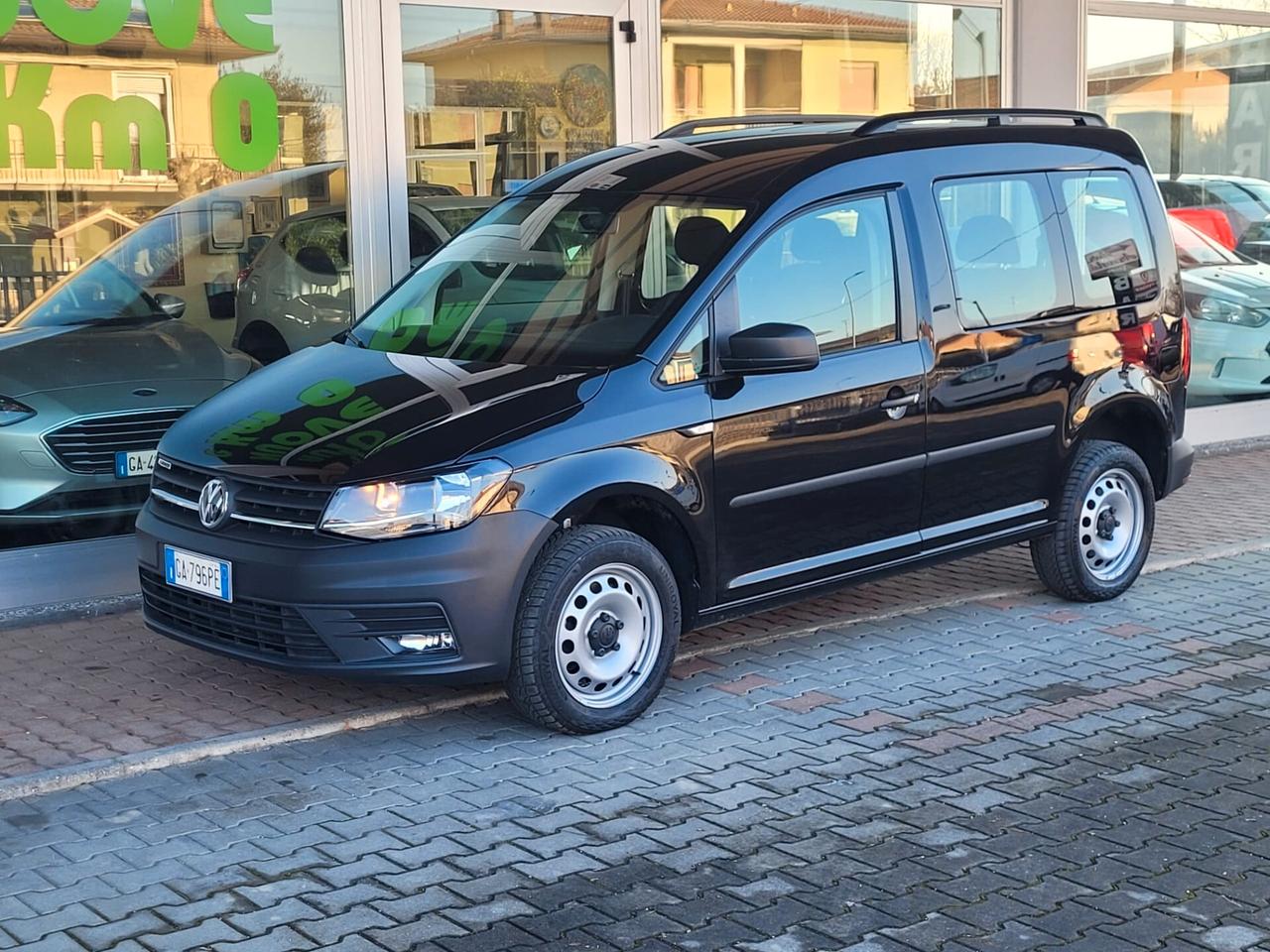 Volkswagen Caddy 2.0 TDI 122 CV 4MOTION Autocarro N1