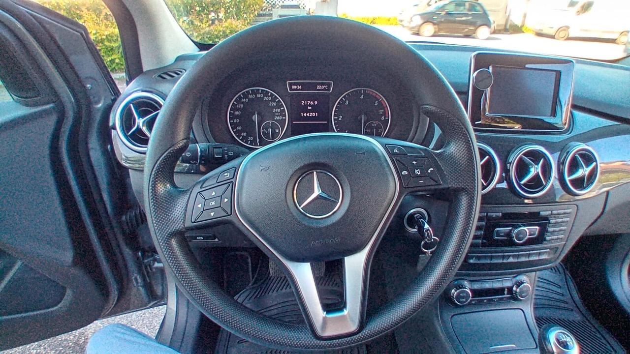 Mercedes-benz B 180 CDI BlueEFFICIENCY Executive