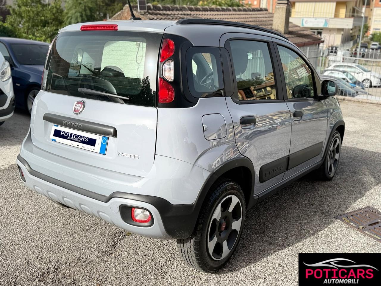 Fiat Panda 1.0 FireFly S&S Hybrid City Cross