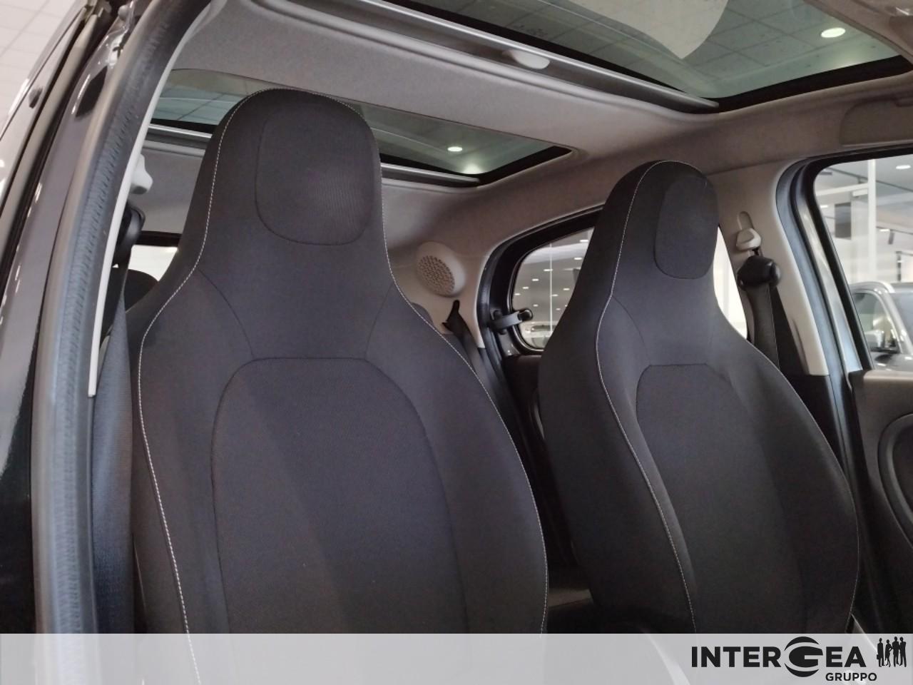 SMART Forfour 0.9 t Passion 90cv twinamic my18