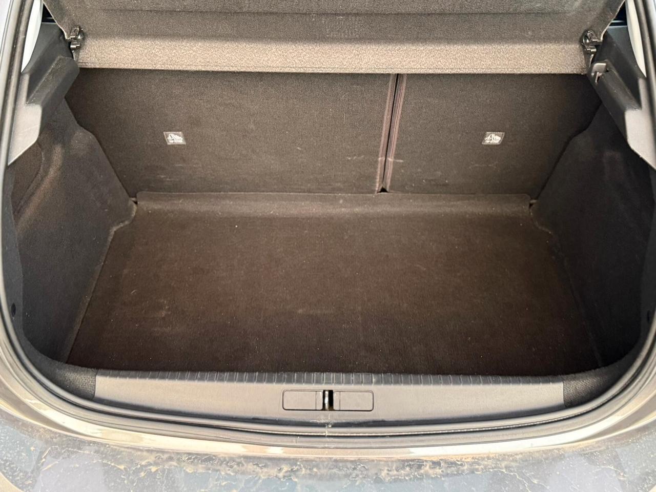 Opel Corsa 1.2 5 porte