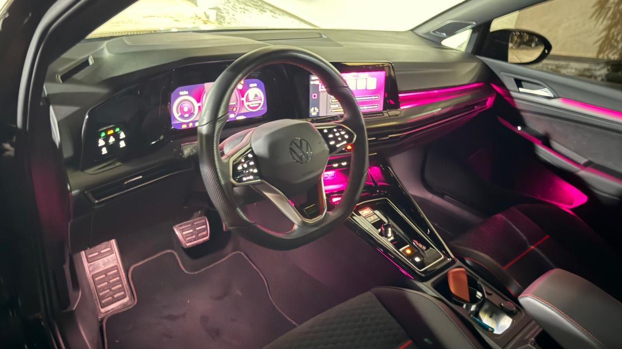 Volkswagen Golf GTI 2.0 TSI DSG CLUB SPORT 300 CAVALLI