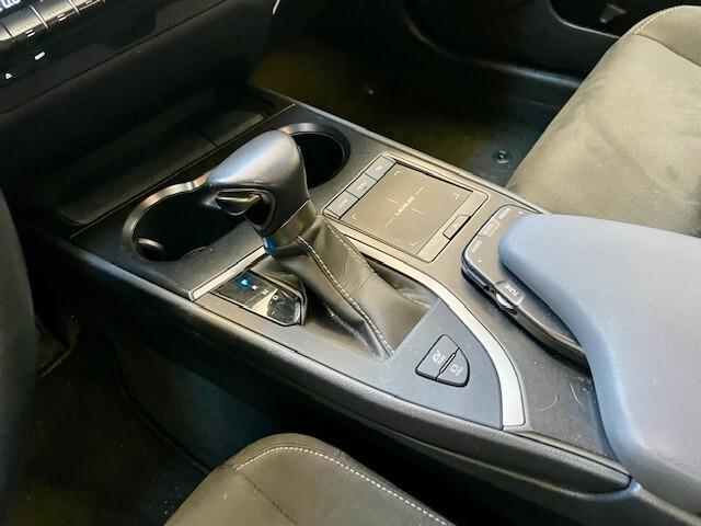Lexus UX UX Hybrid Executive Km. 38.000!!!!