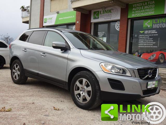 VOLVO XC60 D4 Geartronic Momentum