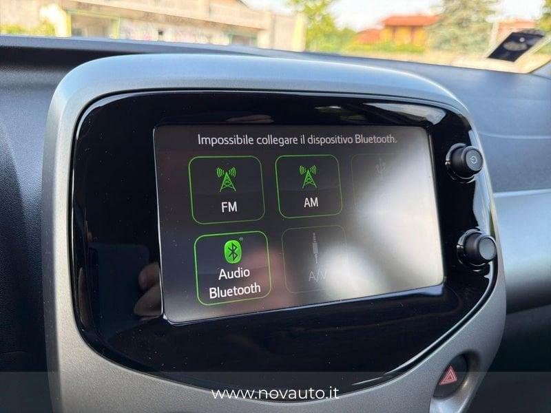 Toyota Aygo Aygo 5p 1.0 x-play my15