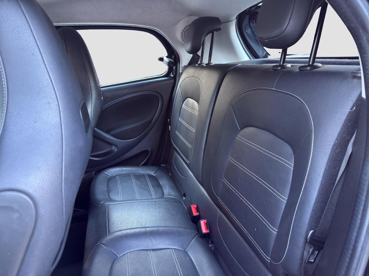 Smart ForFour 0.9 90cv twinamic Passion automatica 2019