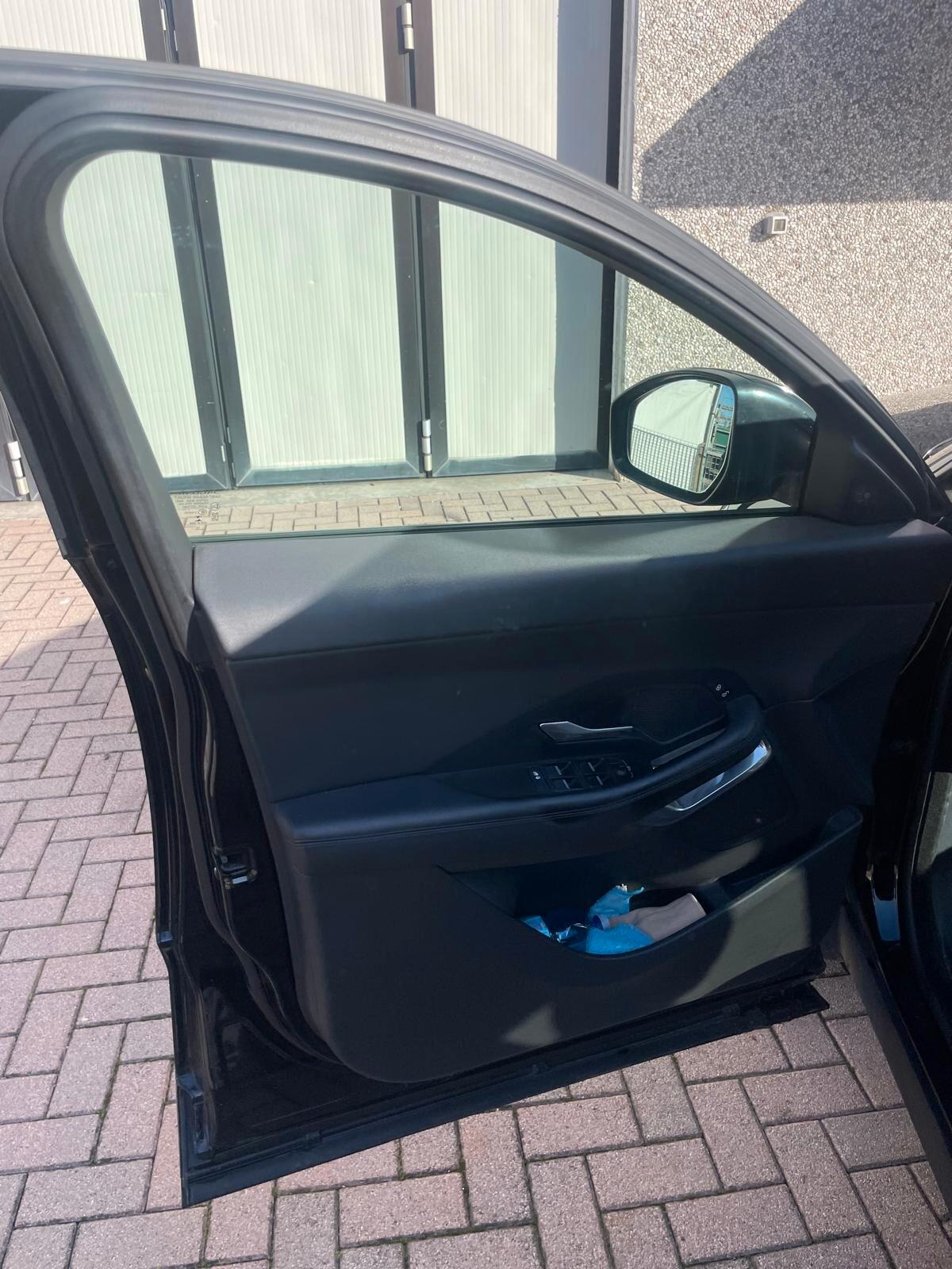 Jaguar E-Pace 2.0D 150 CV AWD R-Dynamic