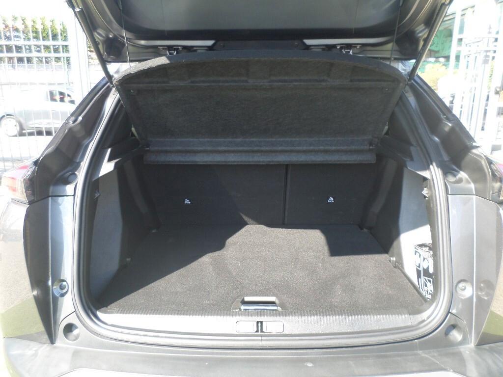 Peugeot 2008 BlueHDi 110 S&S Allure Pack