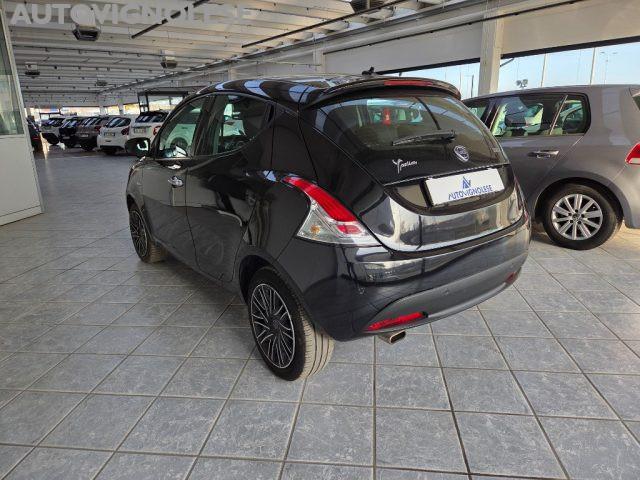 LANCIA Ypsilon 1.0 FireFly 5 porte S&S Hybrid Gold-5 POSTI