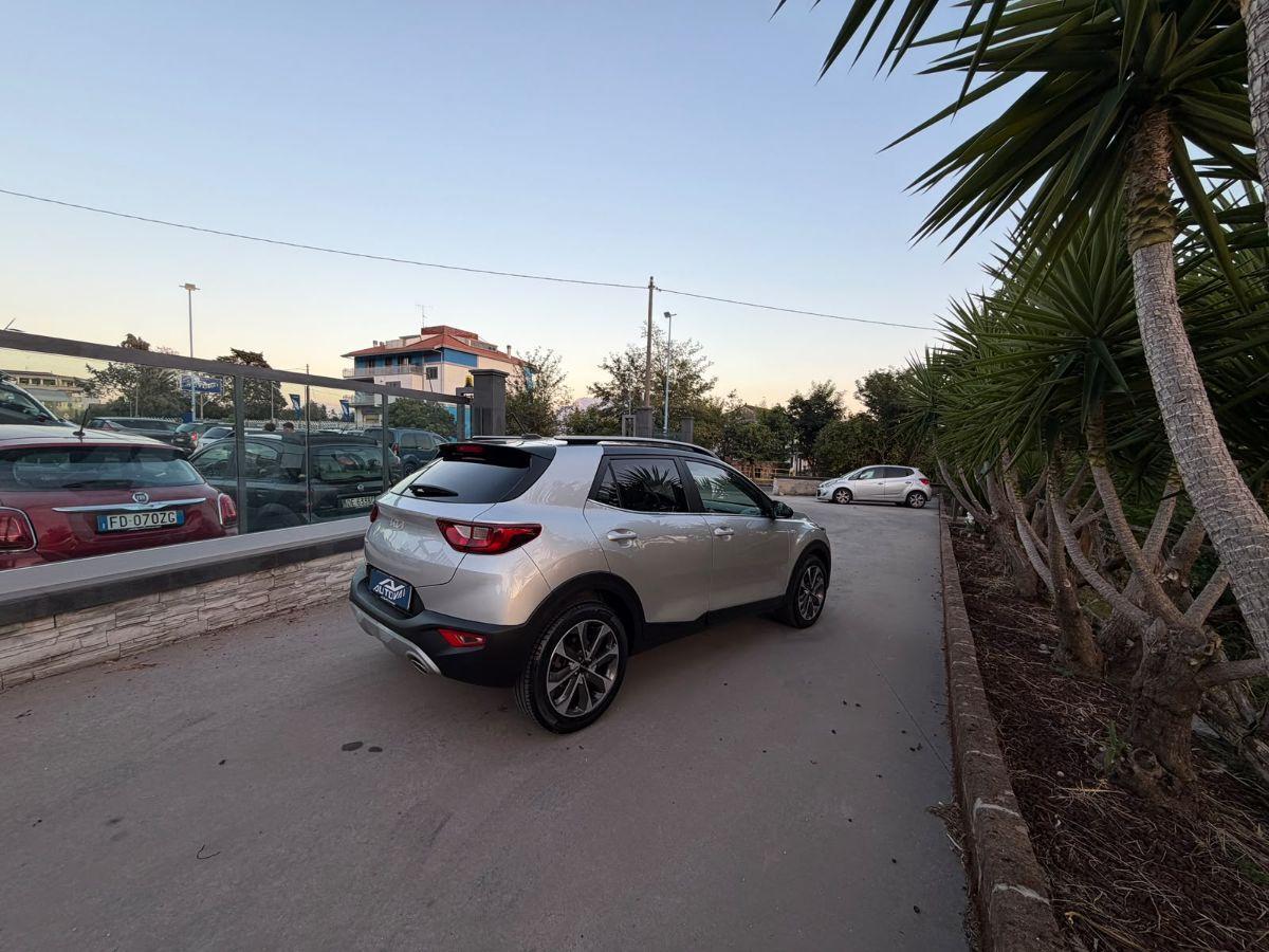 KIA - STONIC 1,0 T-GDI MHEV IMT GT LINE