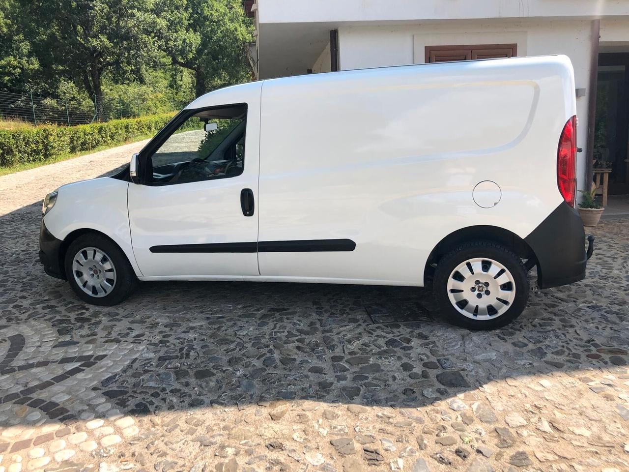 Fiat Doblò 1.6 MJT 105CV Cargo Maxi XL Lamierato SX 3 posti