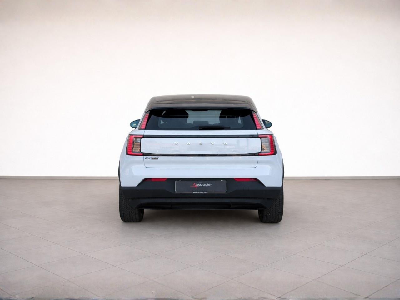 VOLVO EX30 - EX30 single motor Extended Range Plus rwd