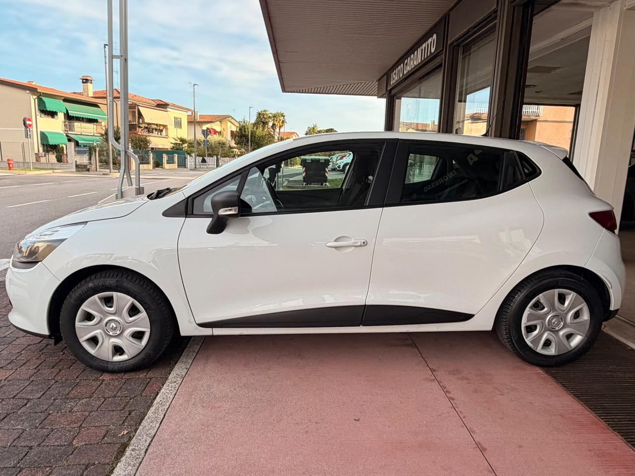 Renault Clio 1.2 75CV 5 porte Expression