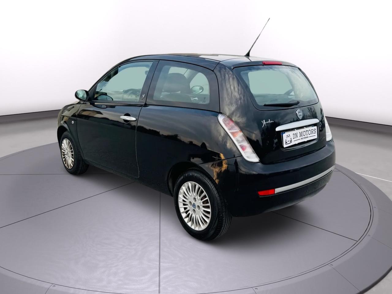 Lancia Ypsilon 1.2 benzina 2008 ottima per neo patentati