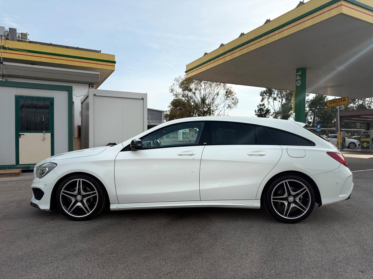 Mercedes-benz CLA 200 d S.W. Automatic Premium