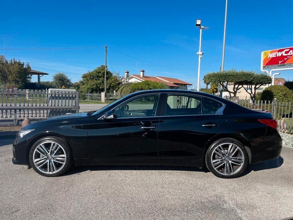 Infiniti Q50 2.2 diesel AT Sport Tech