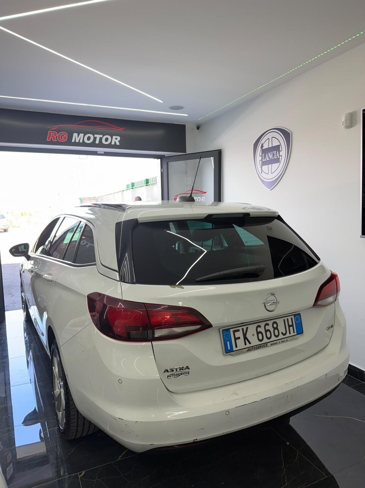 Opel Astra 1.6 CDTi 136CV Start&Stop 5 porte Innovation