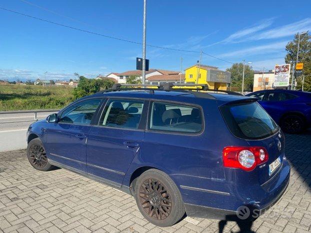 VOLKSWAGEN Passat 1.6/102CV Var. Trendline