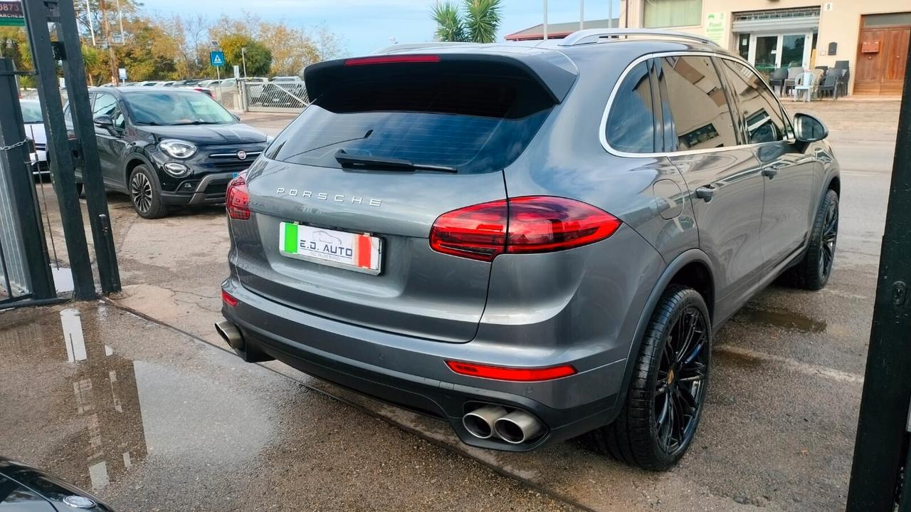 Porsche Cayenne 4.1 S Diesel