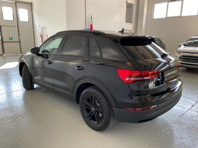 AUDI Q3 35 TFSI S tronic Business Advanced