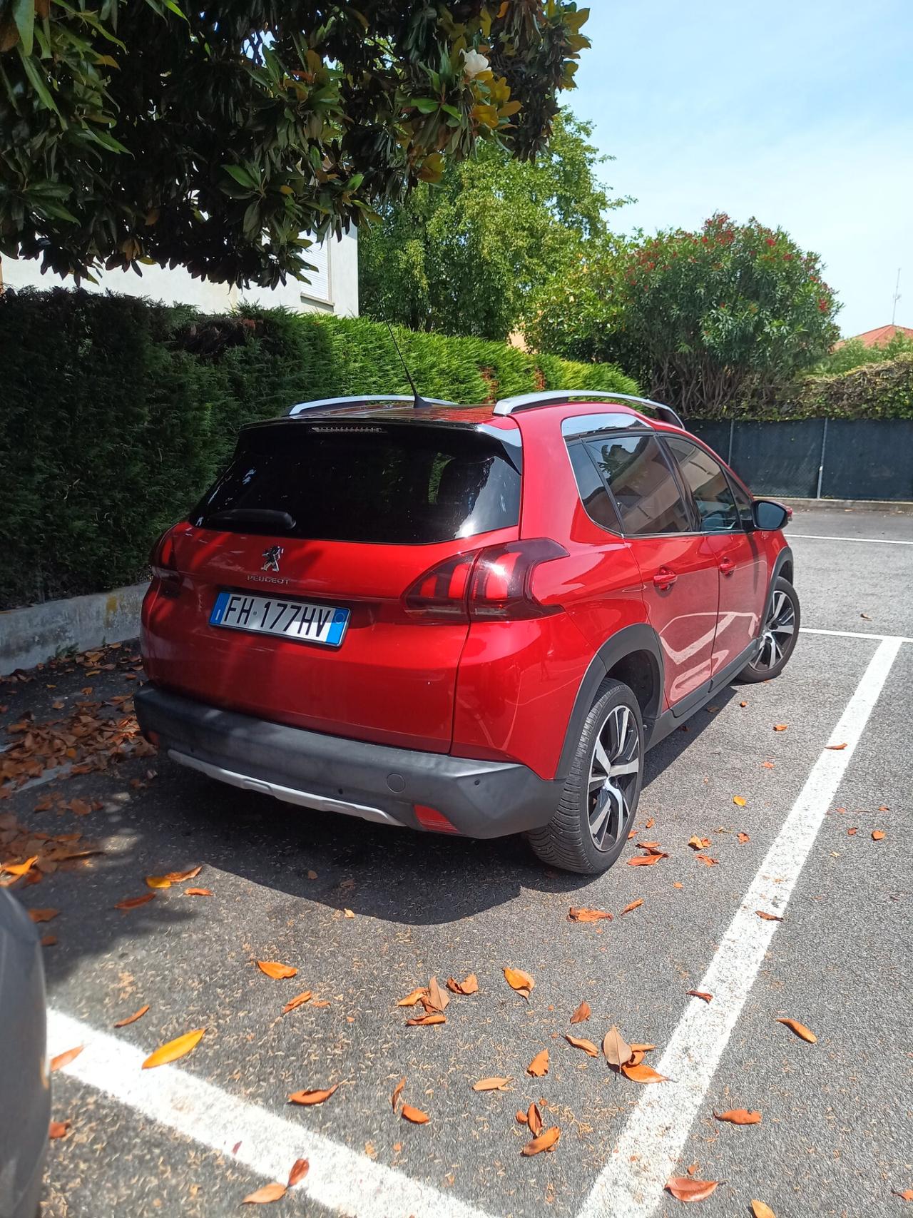 Peugeot 2008 BlueHDi 100 Allure