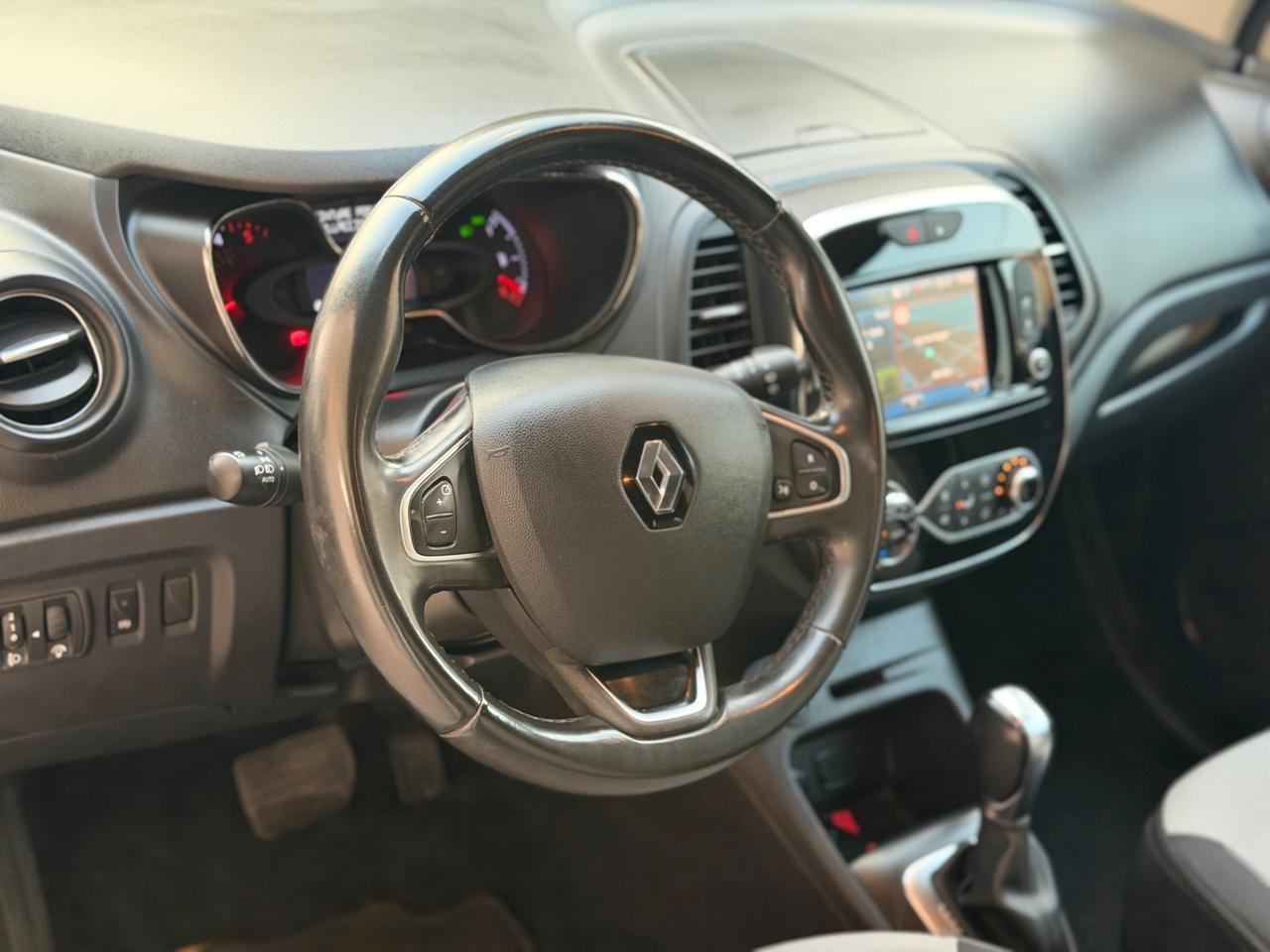 Renault Captur dCi 8V 90 CV EDC Intens solo 62.000 km