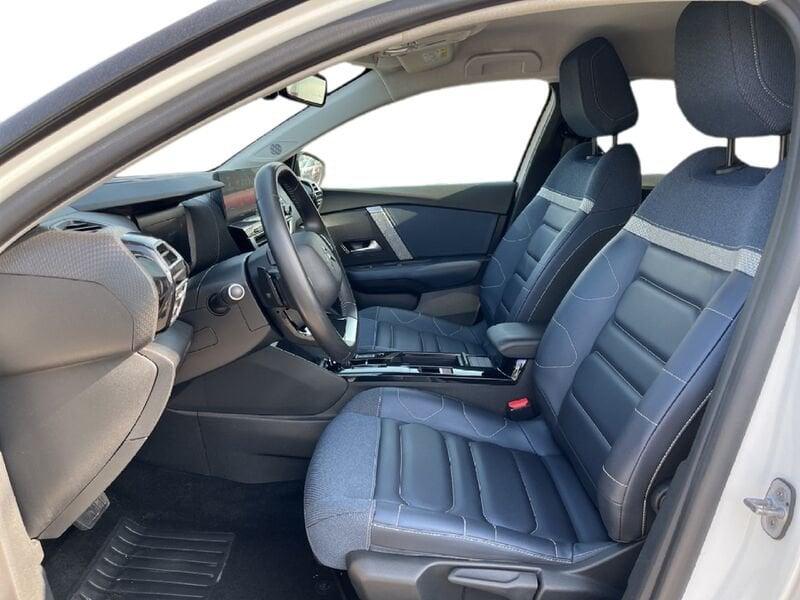 Citroën C4 III 2021 1.2 puretech Shine s&s 130cv eat8