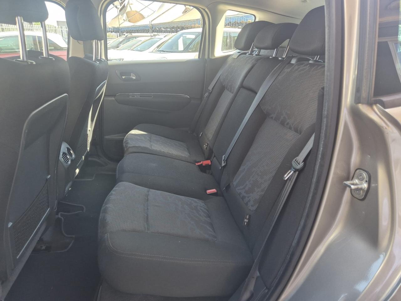 Peugeot 3008 1.6 HDi 110CV Tecno