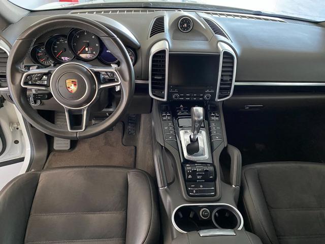 PORSCHE Cayenne 3.0 Diesel PLATINUM EDITION