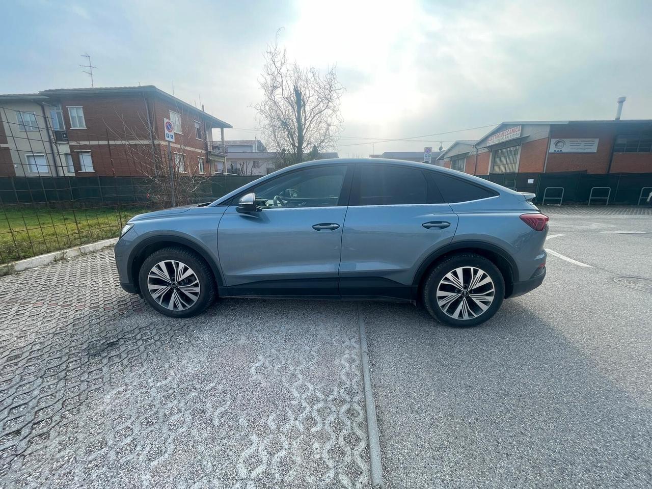 Audi Q4 40 e-tron Business #MP