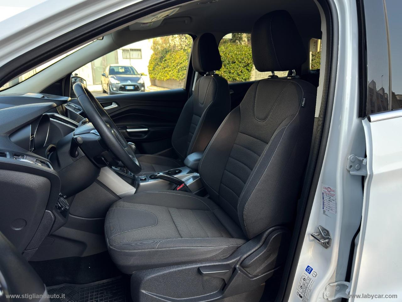 FORD Kuga 2.0 TDCI 120 CV S&S 2WD Titanium