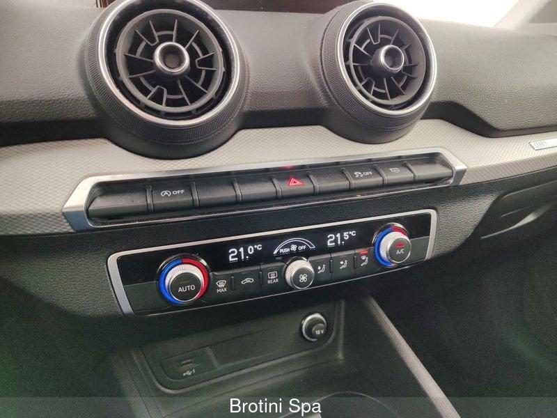 Audi Q2 Q2 35 TFSI Business Advanced