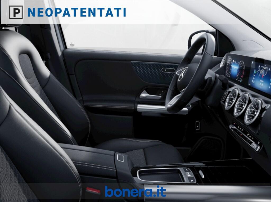 Mercedes GLA 180 180 Progressive Advanced Plus 7G-DCT