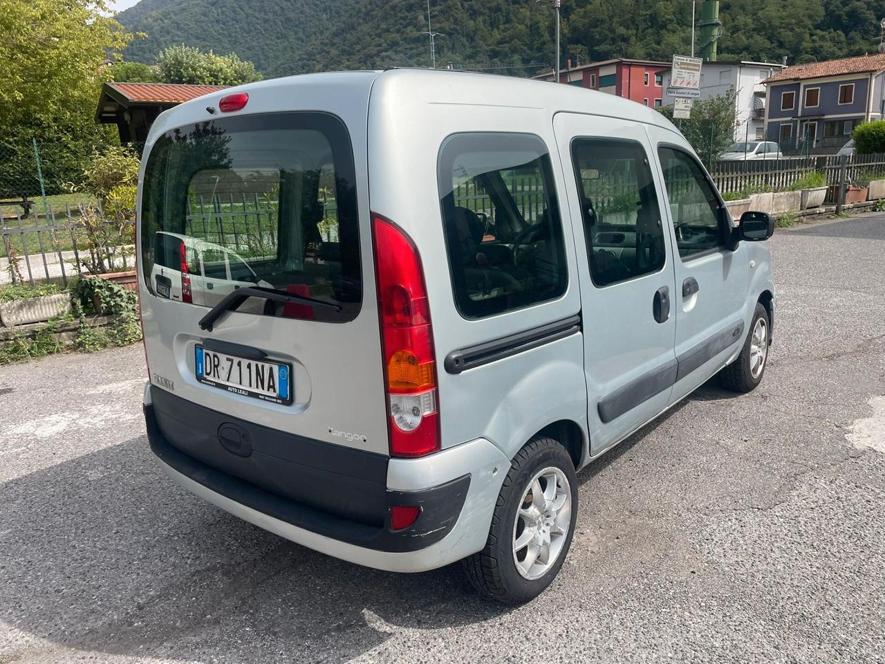 Renault Kangoo 1.6 16V 5p. BenzMet. Confort