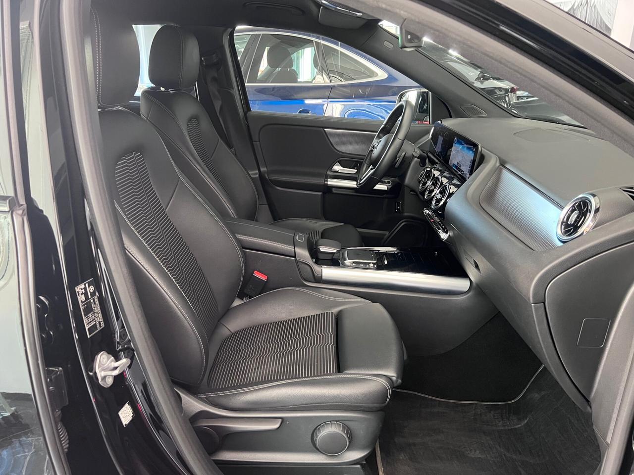 Mercedes-benz GLA 180 d 115cv Sport Plus auto NIGHT VIRTUAL/LED/18; PERFETTA
