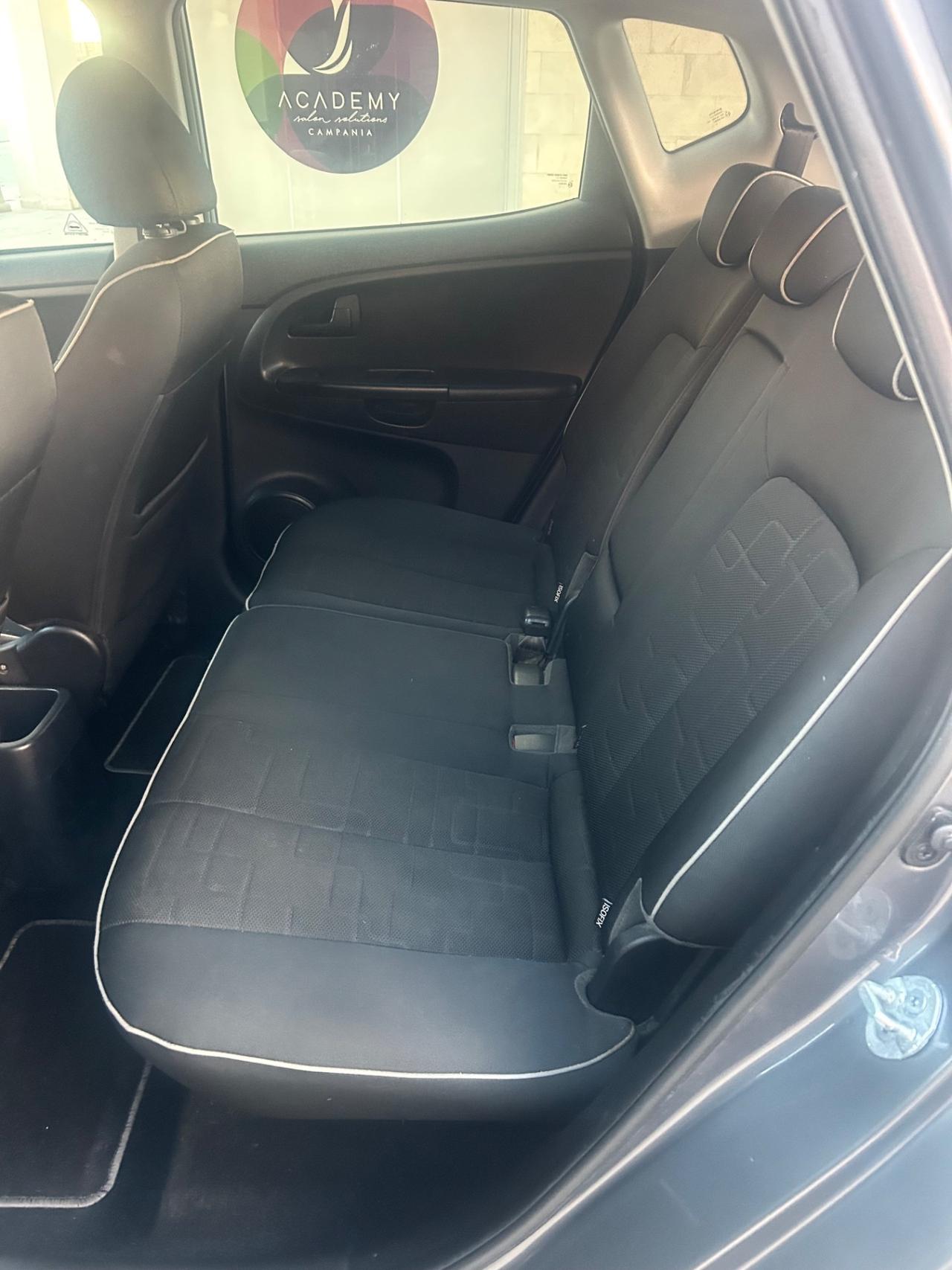 Kia Venga 1.4 CRDi 90CV WGT EX