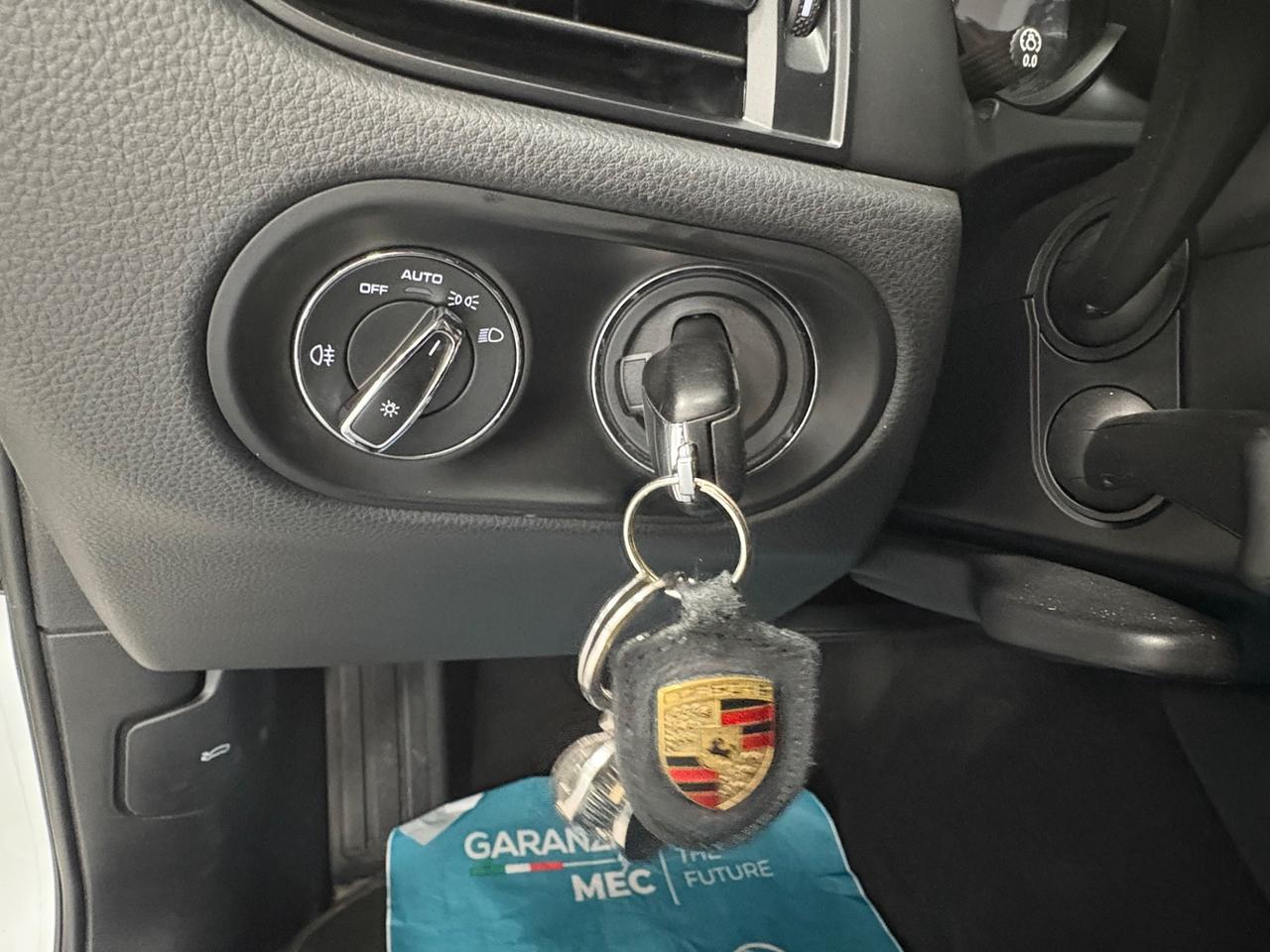 Porsche Macan 2.0 Benzina 245cv 2020 km 137000