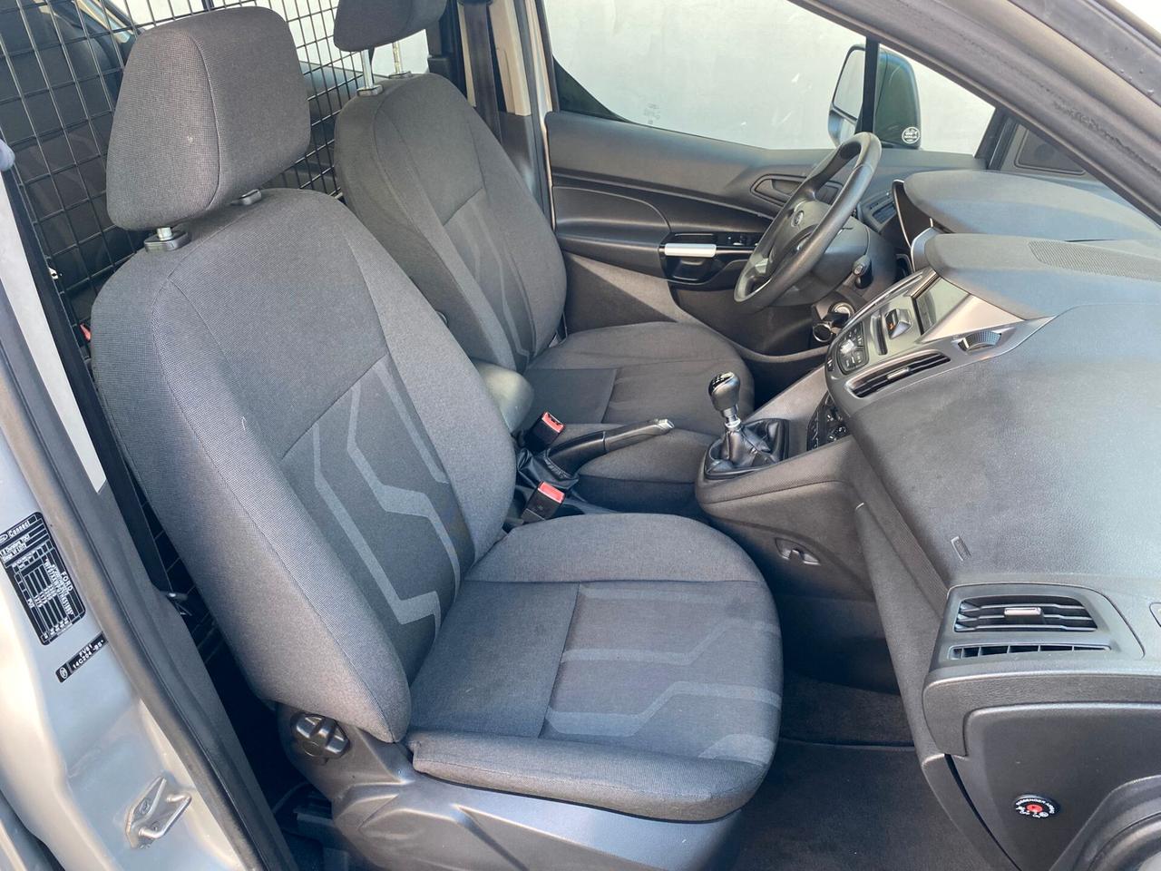 Ford Transit Connect Tourneo 5 posti autocarro