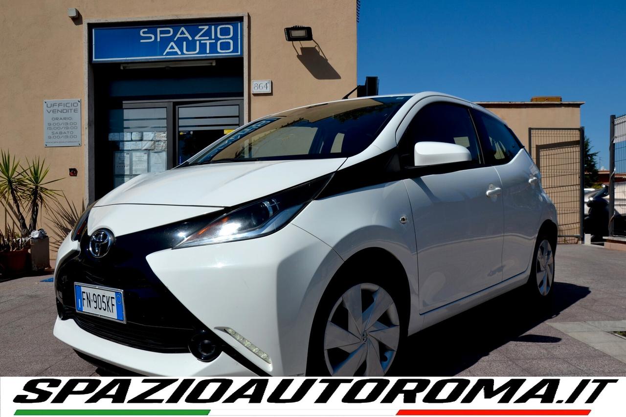 Toyota Aygo 1.0 69CV X-PLAY AUTOMATICA **PREZZO REALE**