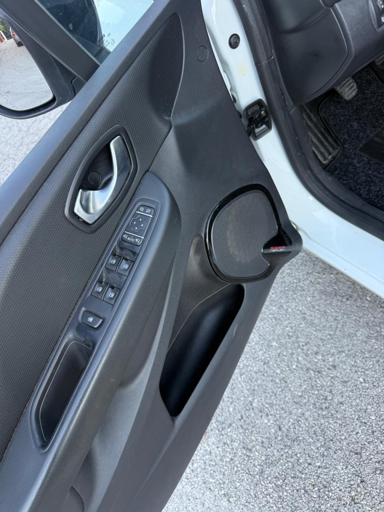 Renault Clio Benzina Euro6B Neopatentati Uniproprietà