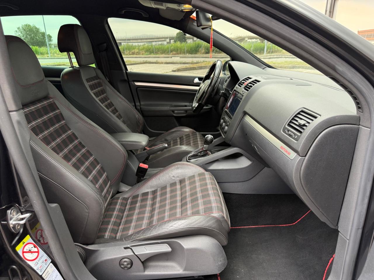 Volkswagen Golf 2.0 16V TFSI 5p. DSG GTI Edition 30