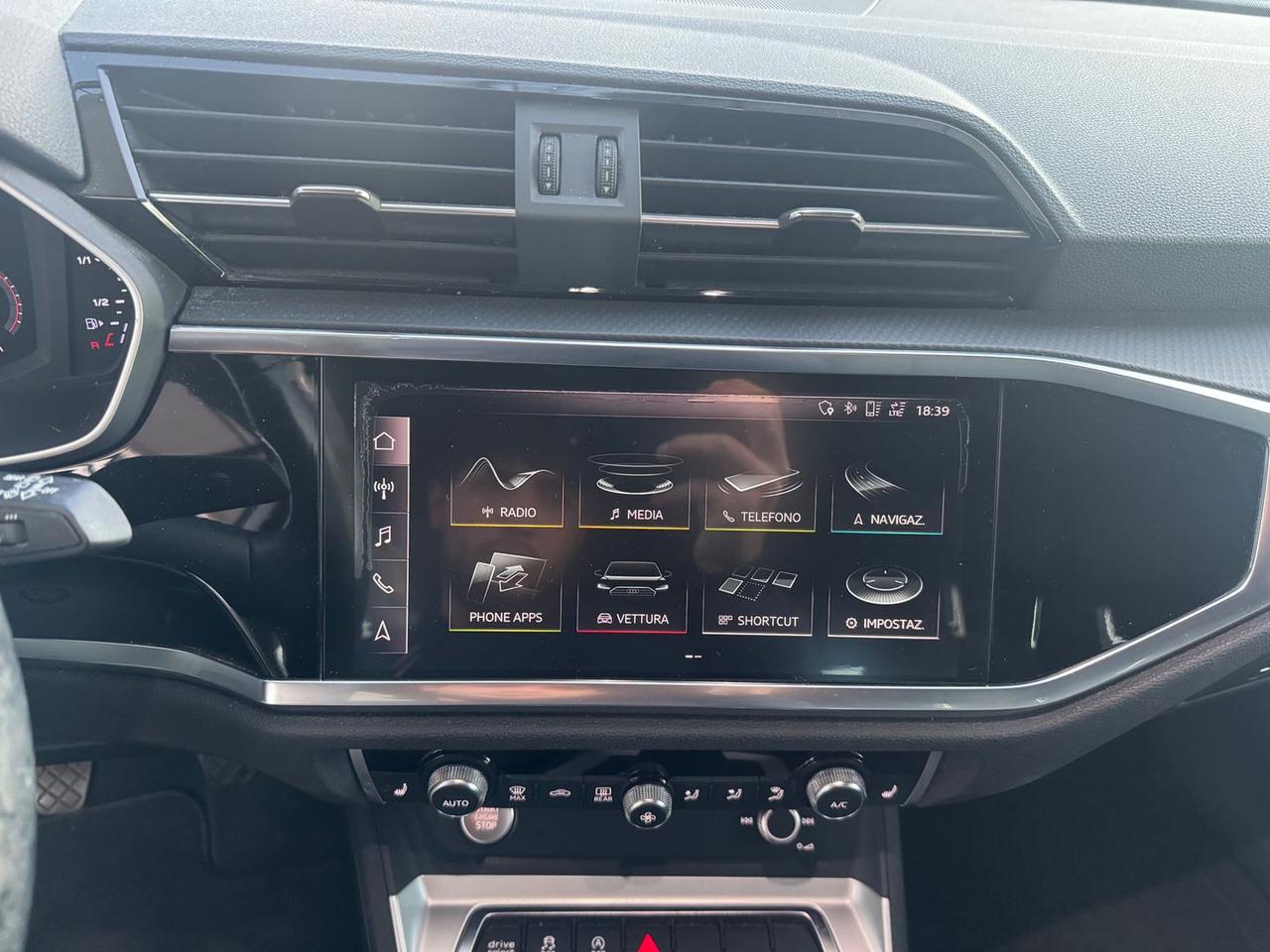 Audi Q3 Business Advanced 2.0 35 TDI  #10142