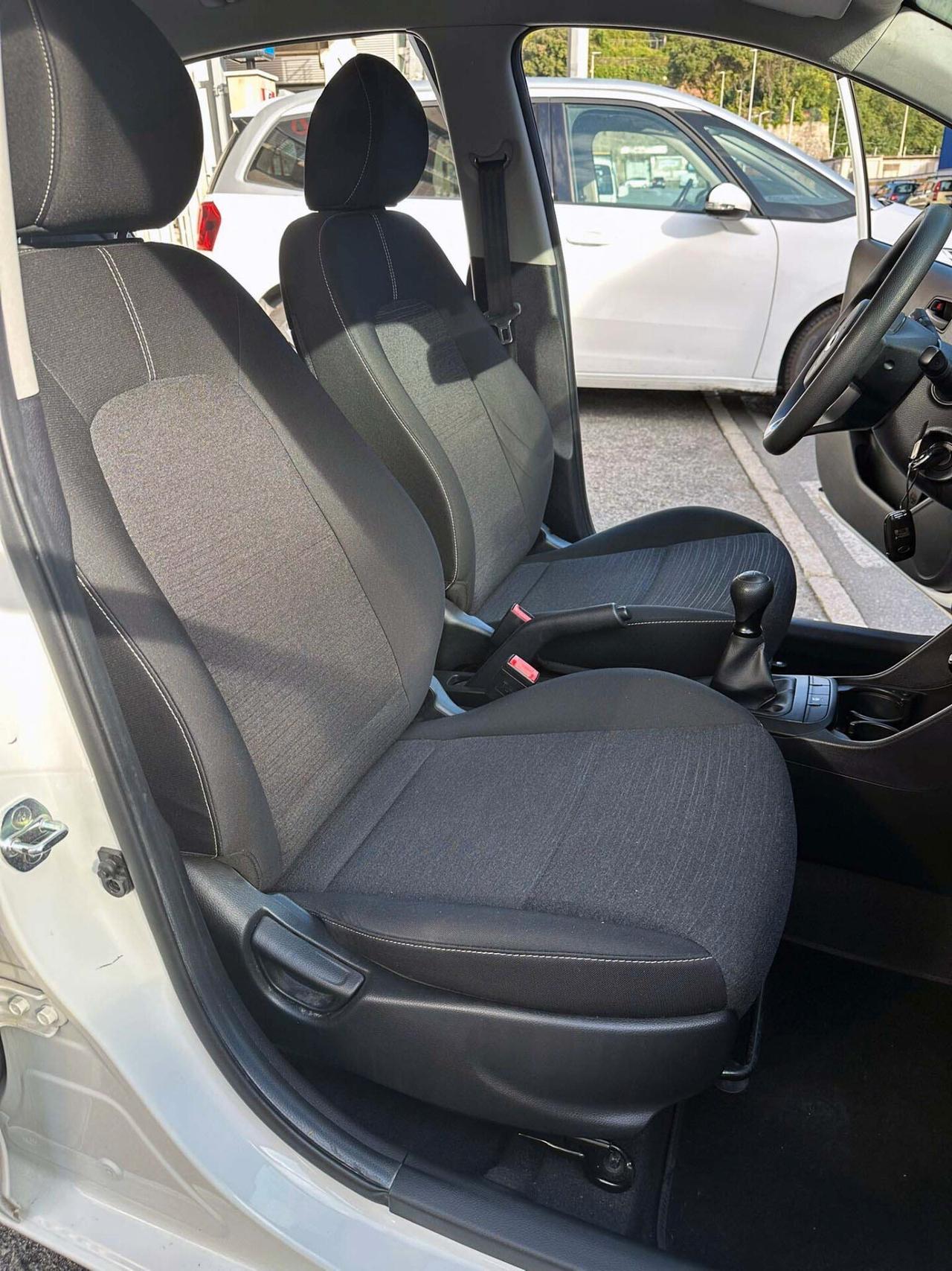 Kia Picanto 1.0 12V 5 porte Telacamera e Apple Car e Android Auto Navigatore Whatsapp