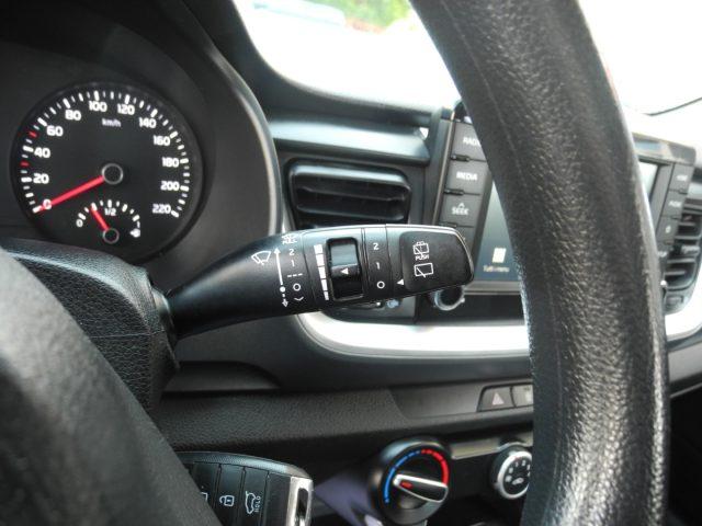 KIA Stonic 1.6 CRDi 110cv Urban -BiColor-Ok NEOPAT.- EURO 6/B