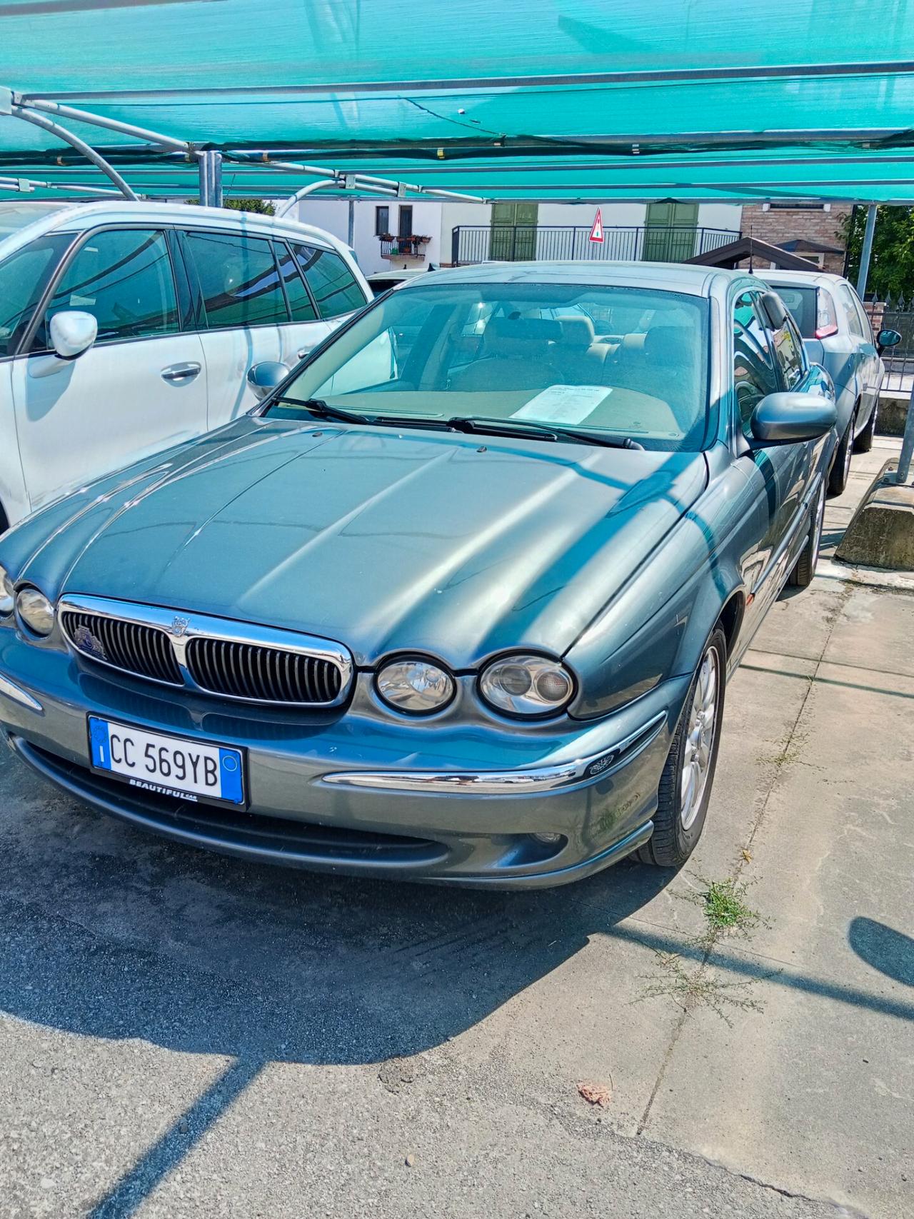 Jaguar X-Type 2.5 V6 24V cat Executive