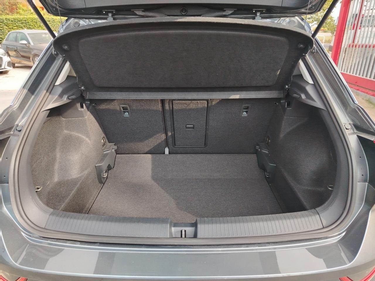 Volkswagen T-Roc 2.0 TDI SCR R-Line