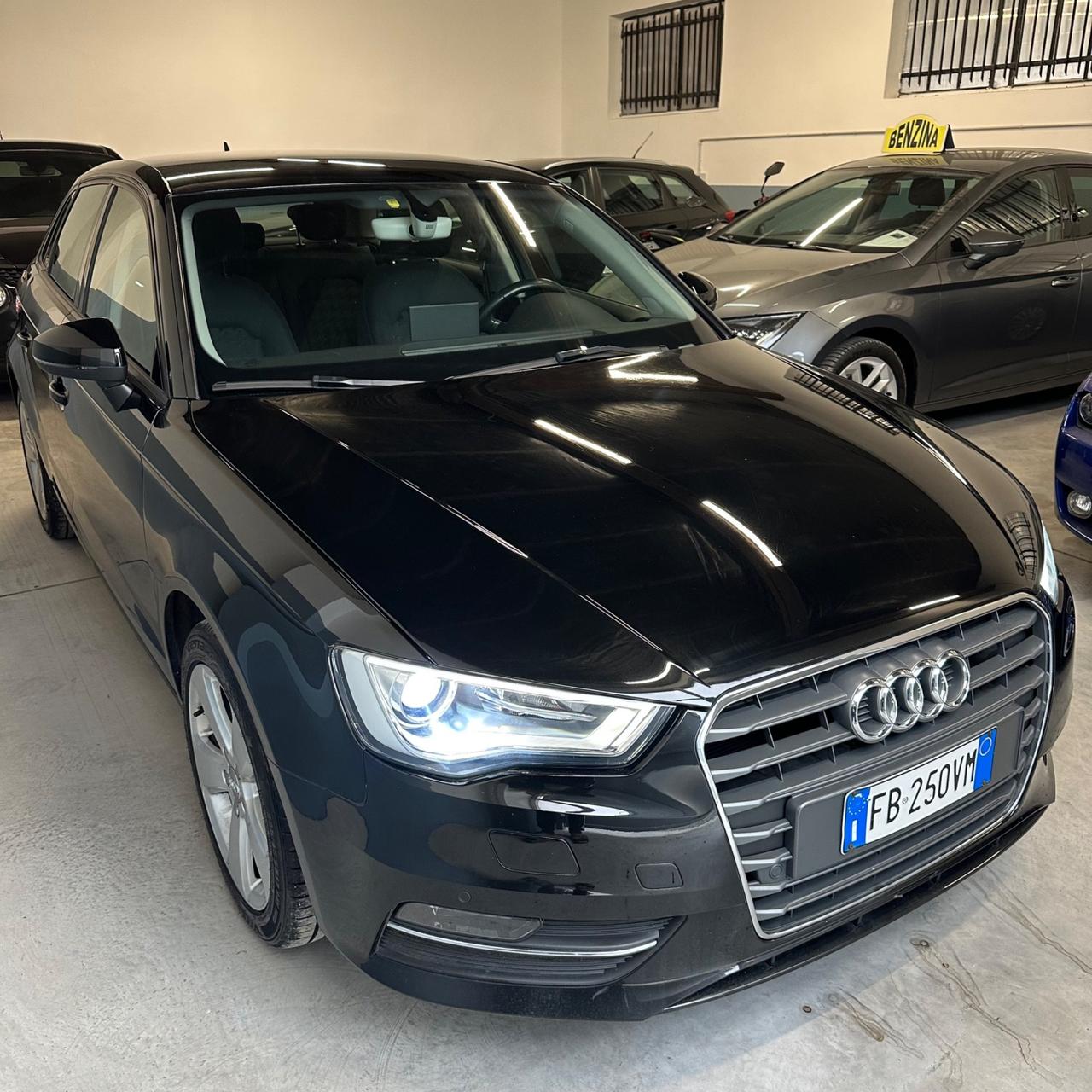 Audi A3 1.6 TDI clean diesel S tronic Ambition