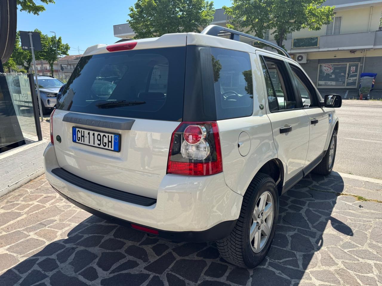 Land Rover Freelander 2.2 TD4 S.W. SE