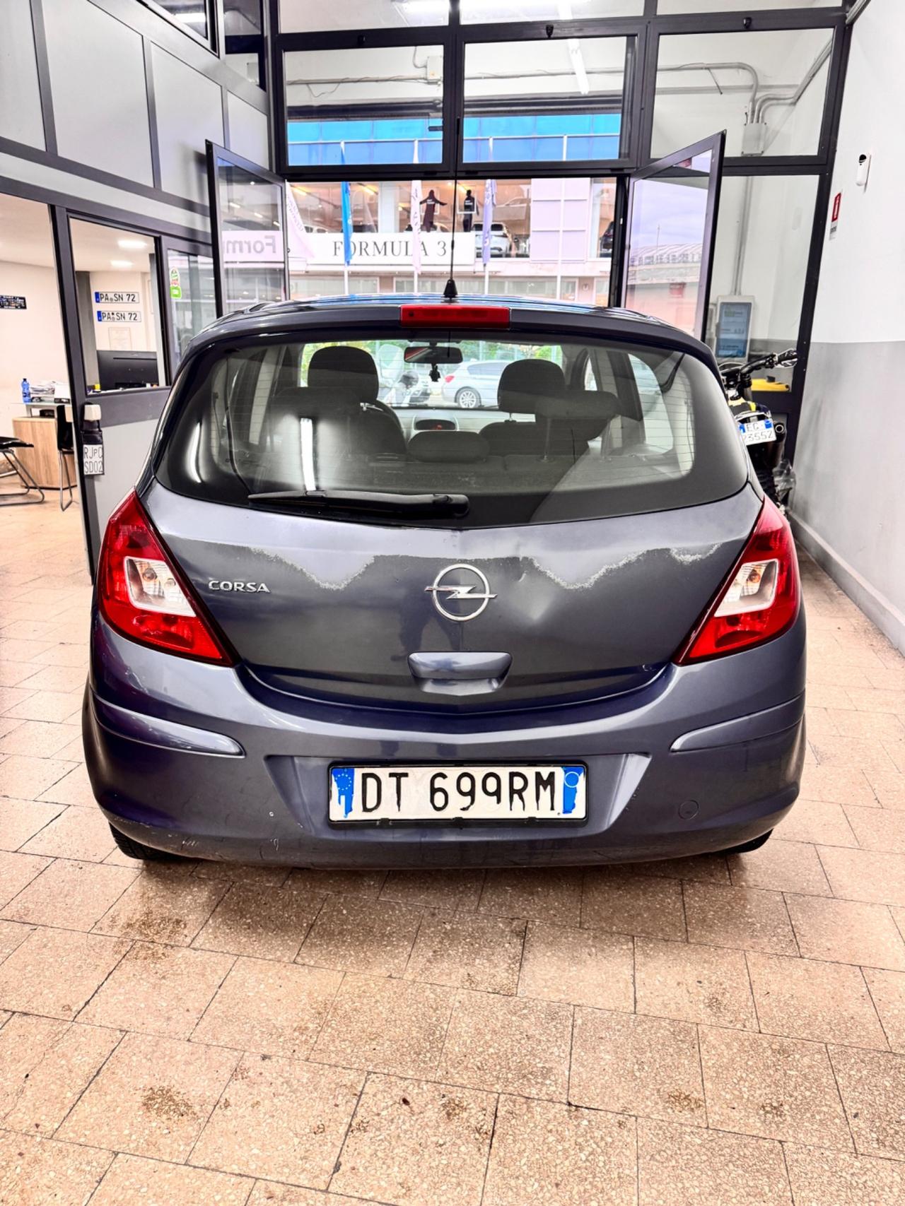 Opel Corsa 1.2 5 Porte Cosmo - 2009